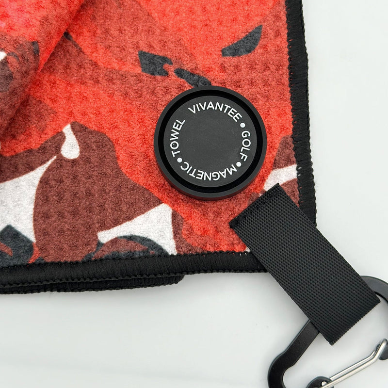 Central Petals | Floral Patterned Magnetic Golf Towel — view 4